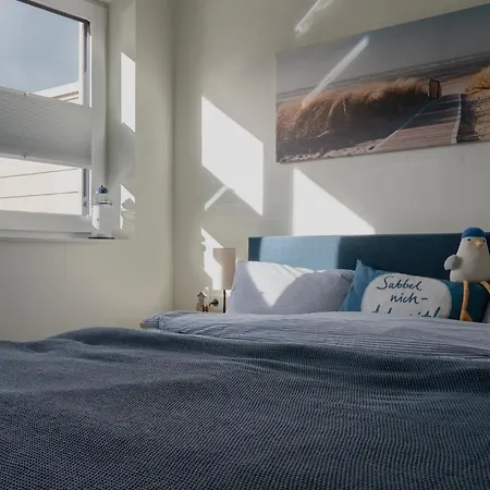 Kueste33-22 Lotta טוסנס